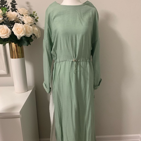 Pistachio 2 piece dress - Picture 7 of 12